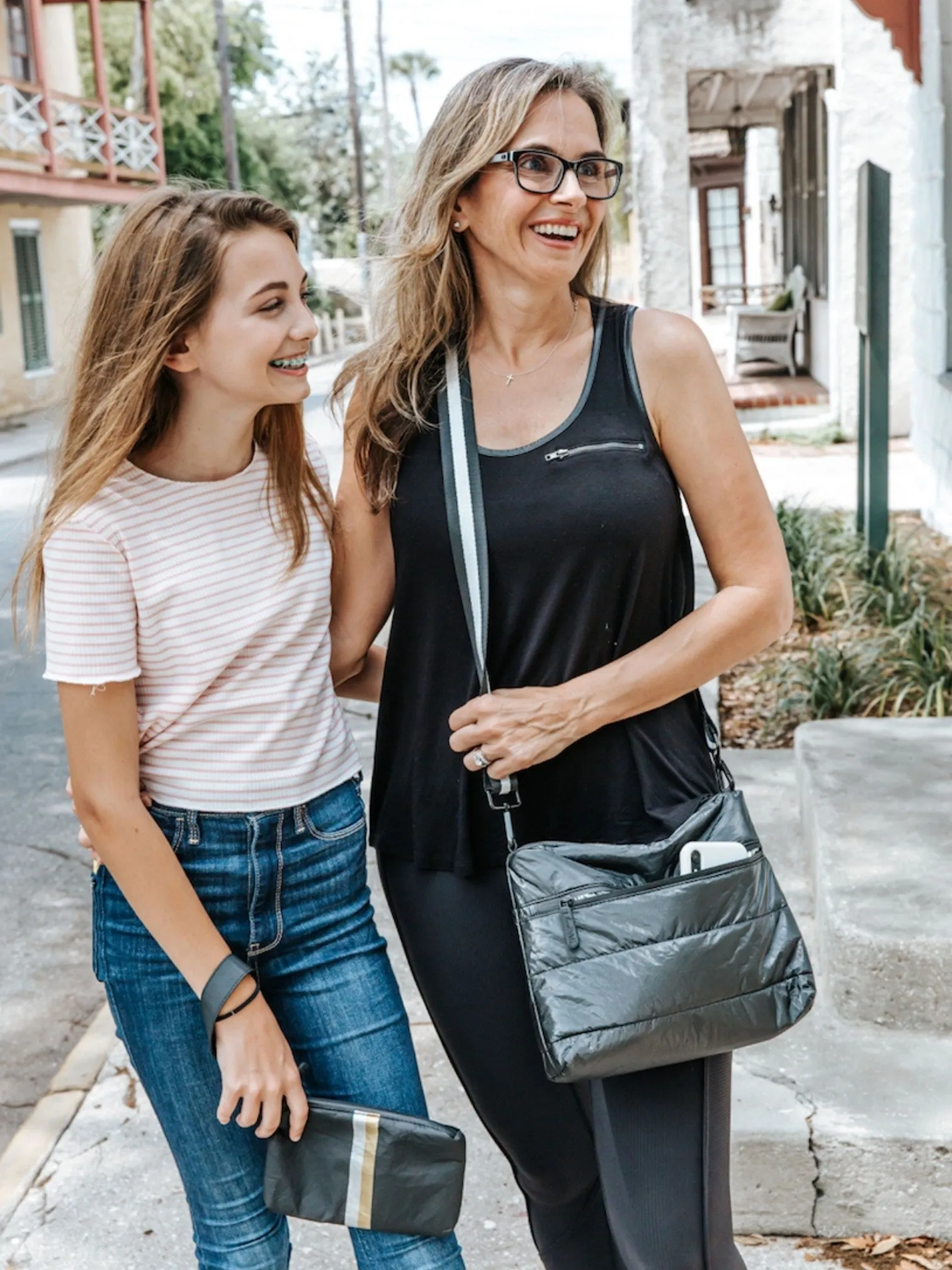 Puffer Purse in Shimmer Black